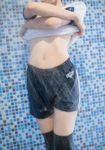 制服欧美亚洲黑_1080P完整视频观看